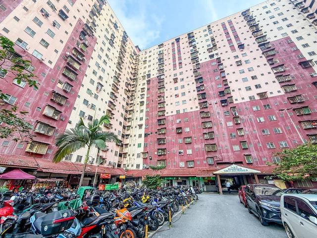 RENOVATED CORNER UNIT Apartment Desa Mentari 3 Blok 11 Petaling Jaya