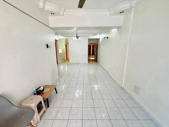 RENOVATED Corner Unit Apartment Sri Ria Taman Sepakat Indah Kajang