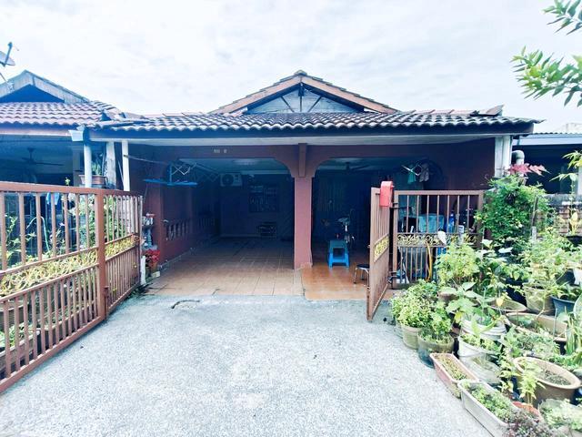 RENOVATED CANTIK 1 Storey Terrace Seksyen 24 Shah Alam