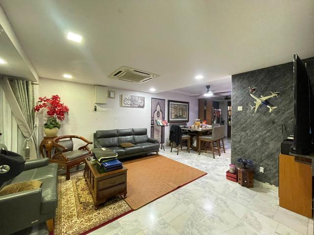 RENOVATED CANTIK 2 Sty Terrace Taman Puchong Perdana Puchong