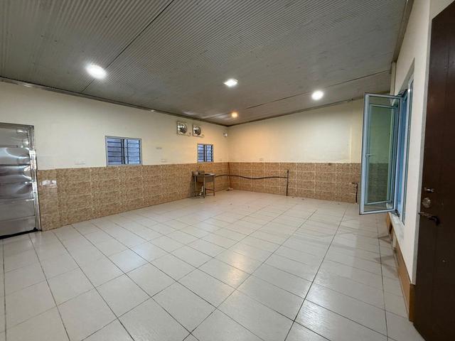 Renovated and Extended Stephen Yong 25 Storey Terrace