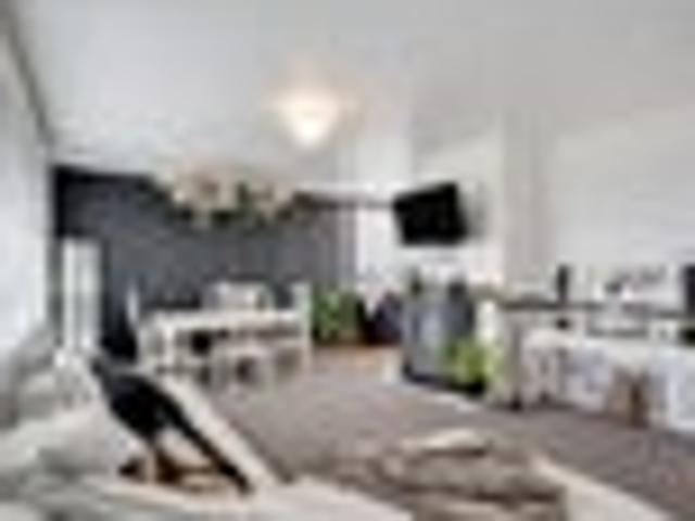 Renovated and Reduced. Enquiries Over $435,000