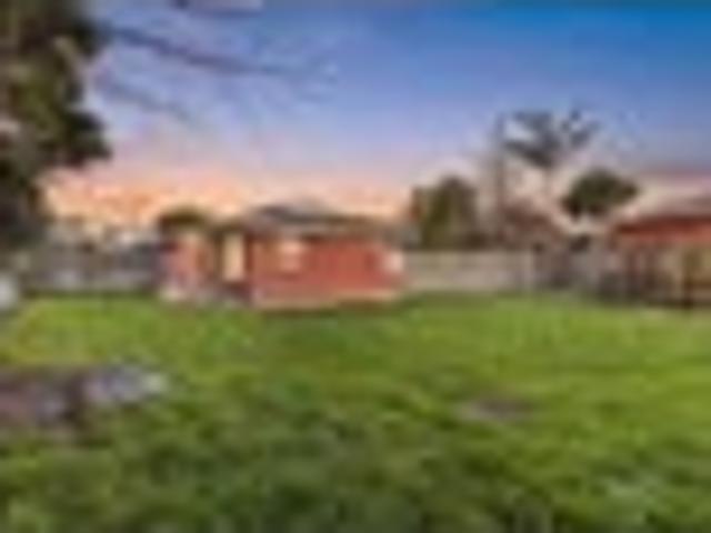 RENOVATED AFFORDABLE 2 Bed + STUDY