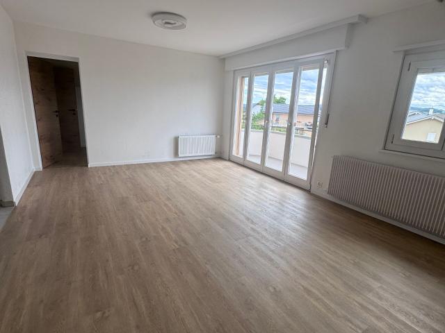 Renovated apartment with 4.5 rooms for rent in Payerne 93 m² | dreamo. Ch