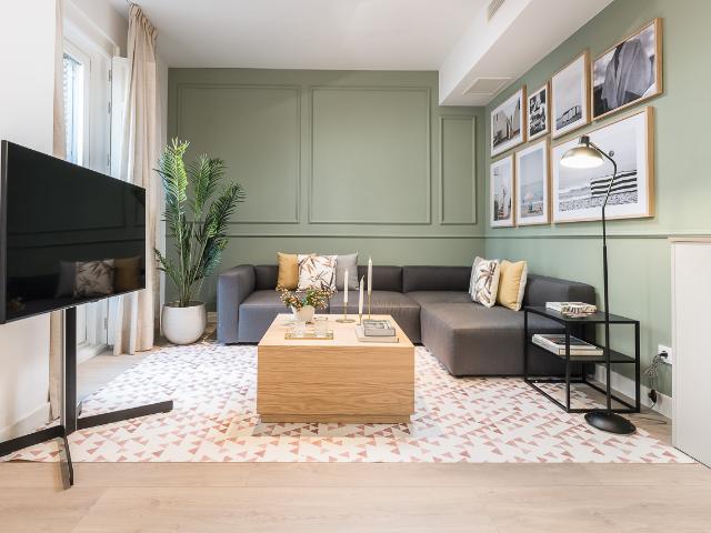 Renovated apartment with pool and rooftop terrace for rent