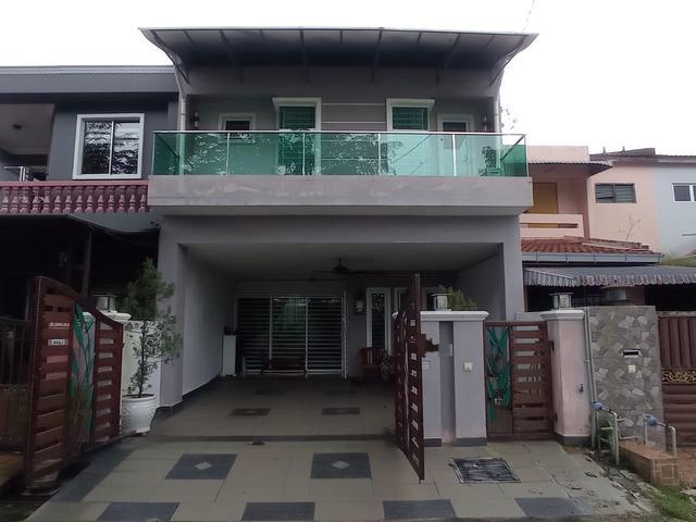 RENOVATED AT TAMAN SRI SERDANG Strategic Location IN FRONT SURAU