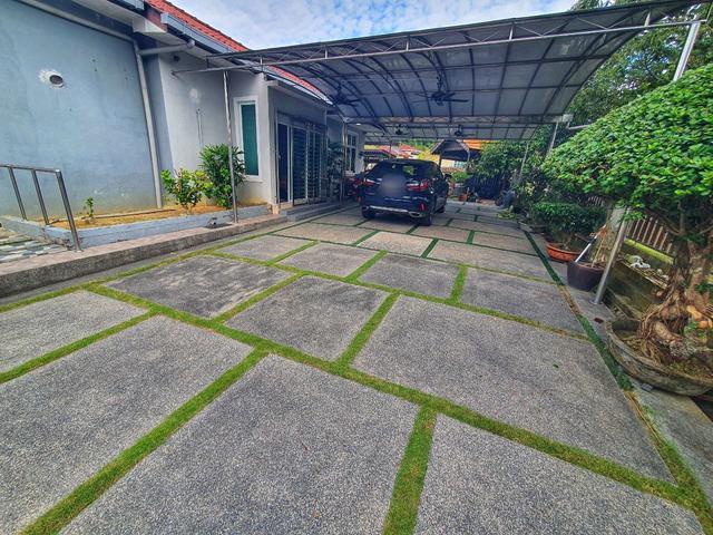 Renovated Banglo Setingkat Taman Belimbing Setia Durian Tunggal Melaka