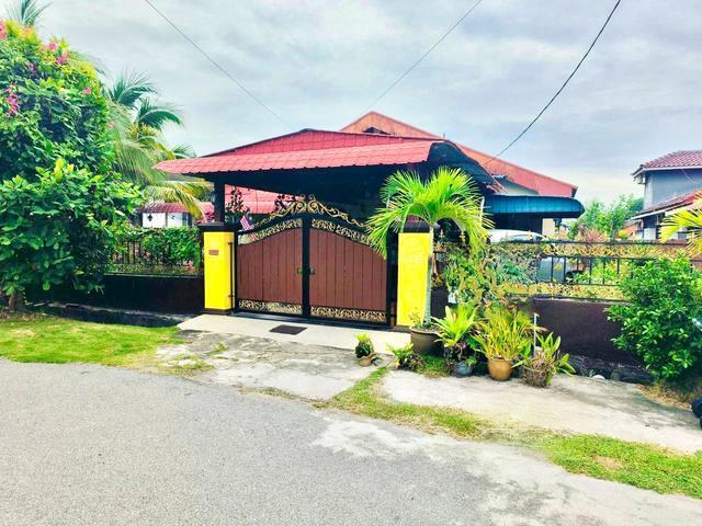 Renovated Banglo Setingkat Taman Seri Kelemak Alor Gajah Melaka