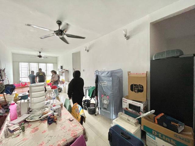 RENOVATED Banjaria Court Apartment Batu Caves