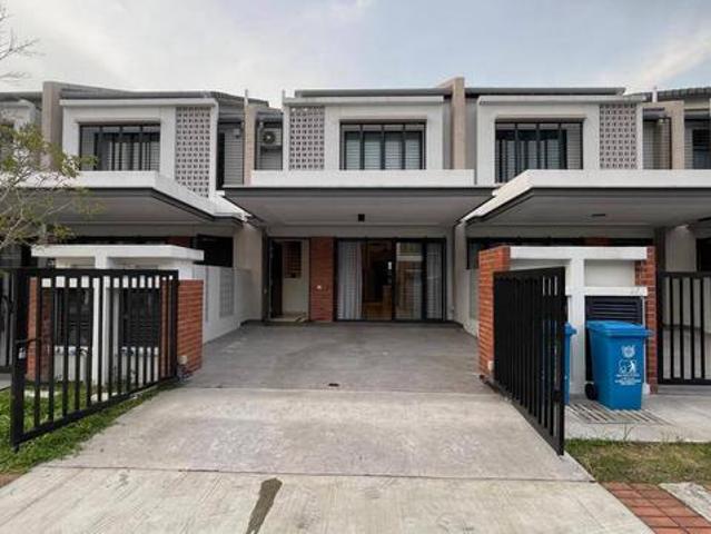 Renovated Below Market Double Storey Terrace Elmina Green EG1B