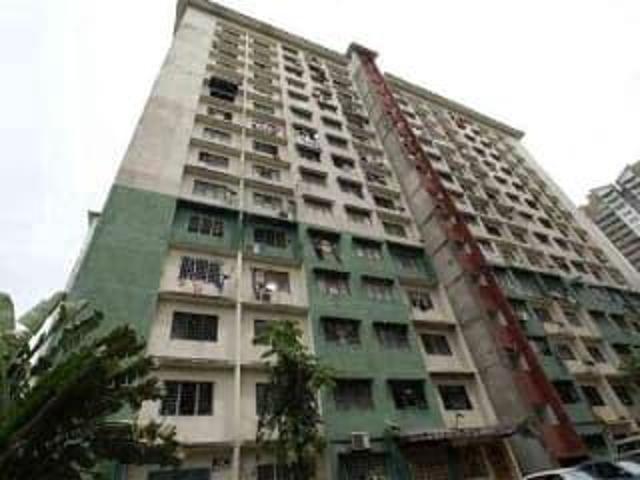 renovated block E tingkat 8 desa sri puteri desa petaling