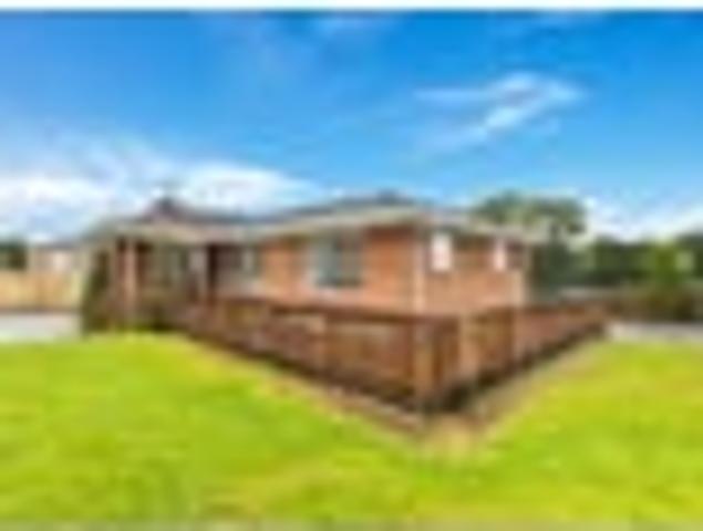 Renovated Brick & Tile on a Huge 1009 sqm