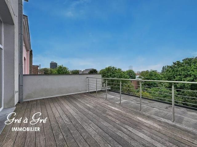 Renovated & bright, West TERRACE 25m² !