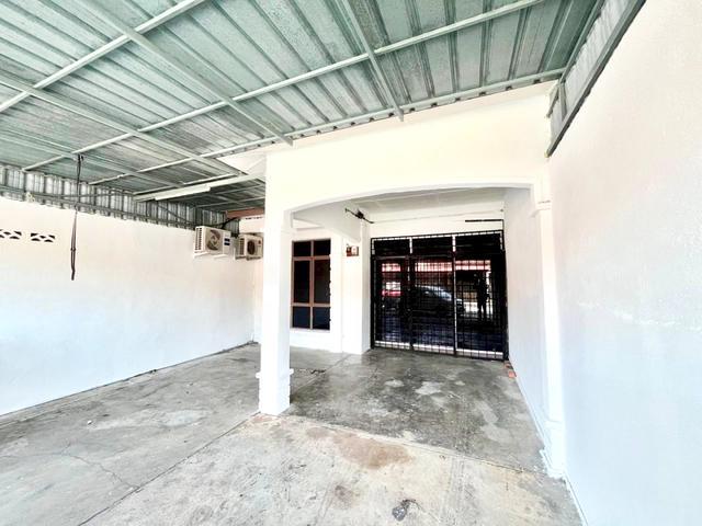 Renovated Bumi Lot Teres Setingkat Taman Seri Telok Mas Melaka