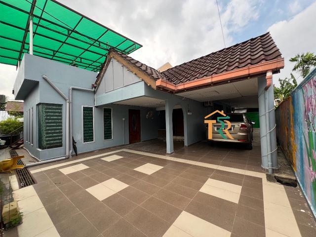 Renovated Bungalow Taman Bayu