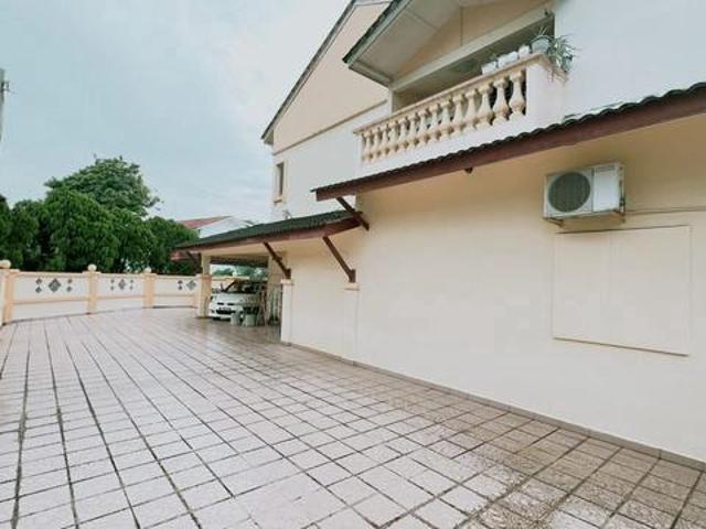 Renovated Gated Guarded Corner Double Storey Landed House