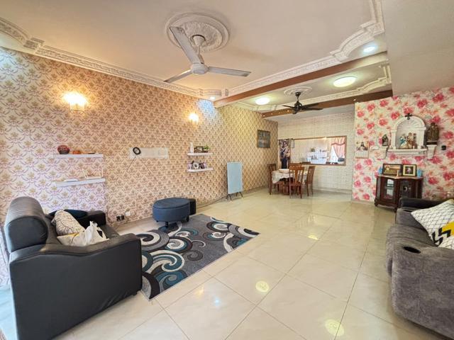 Renovated Garing Permai Rawang House for sale