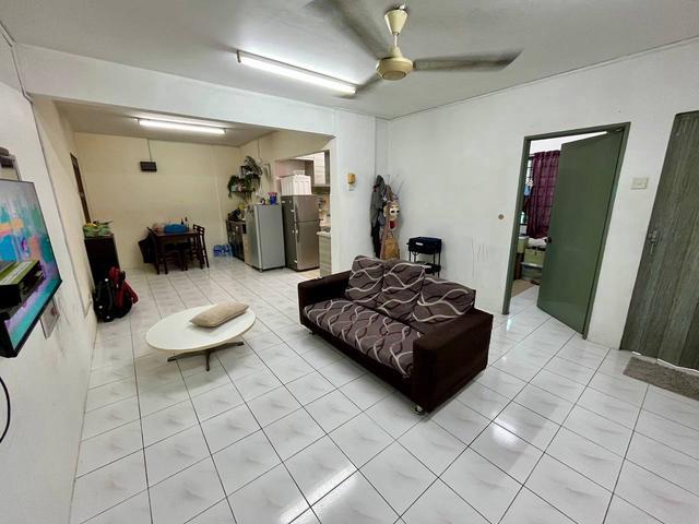 RENOVATED GROUND FLOOR Saujana Apartment Damansara Damai