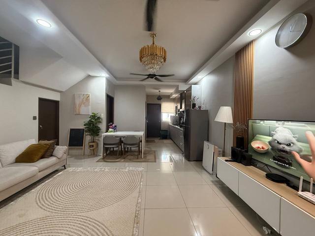 Renovated Double Storey Terrace Cybersouth Gated Guarded