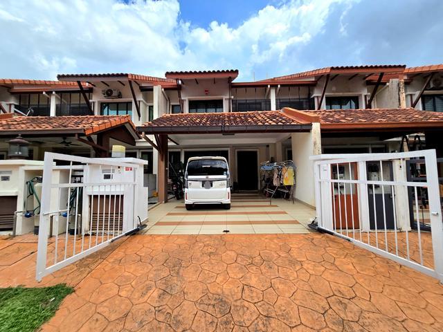 RENOVATED Double Storey Terrace House Setia Alam Sari Ilham Bangi
