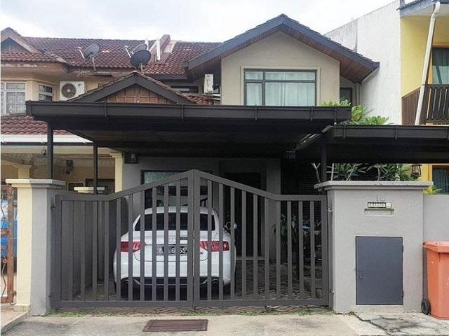 Renovated Double storey terrace in Seksyen 8 Kota Damansara