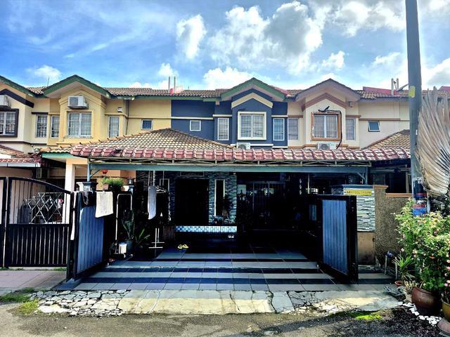 RENOVATED Double Storey Terrace Jalan Kerongsang Bandar Puteri Klang