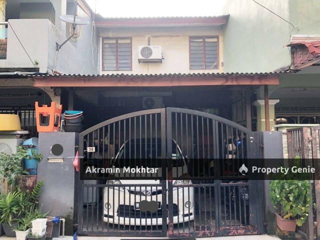 RENOVATED | Double Storey Terrace Jalan Lundu Taman Beringin Jinjang Kuala Lumpur
