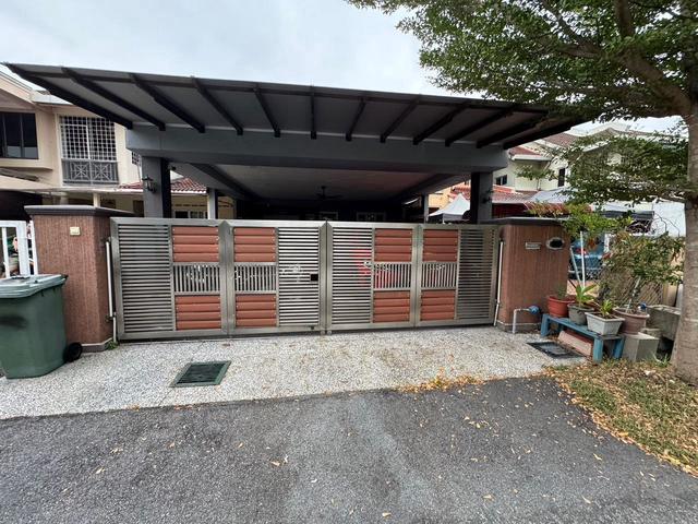 Renovated Double Storey Terrace Seksyen 7 Bangi