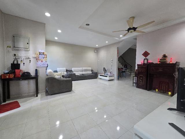 RENOVATED Double Storey Terrace Taman Bukit Piatu Mutiara Semabok Town