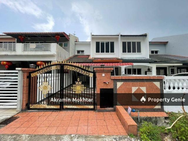 RENOVATED Double Storey Terrace Taman Kinrara, Puchong