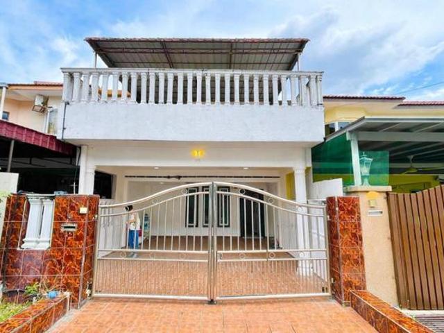 RENOVATED Double Storey Terrace Taman Kota Perdana Seri Kembangan