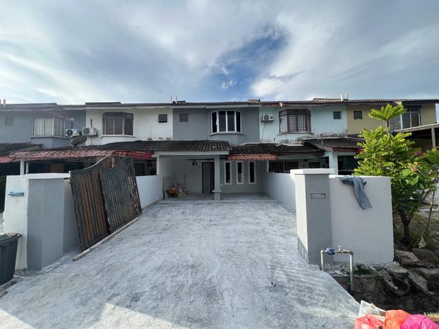 Renovated Double Storey Terrace Taman Ros 1 Bukit Sentosa
