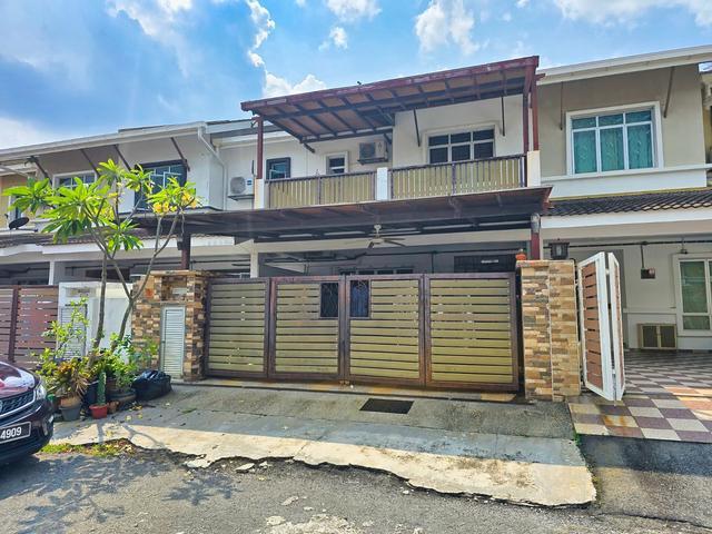 RENOVATED Double Storey Terrace Taman Suria Tropika Seri Kembangan