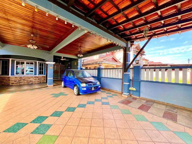 RENOVATED Double Storey Terrace Taman Seri Delek Kg Delek Klang