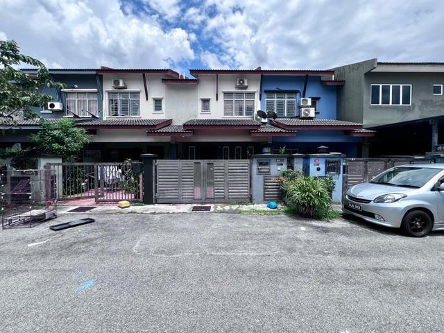 Renovated Double Storey Terrace Taman Tasik Prima Puchong