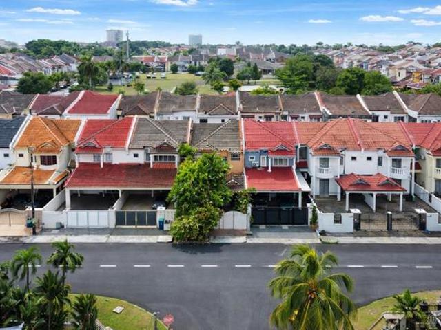 RENOVATED Double Storey Terrace USJ 9 Subang Jaya