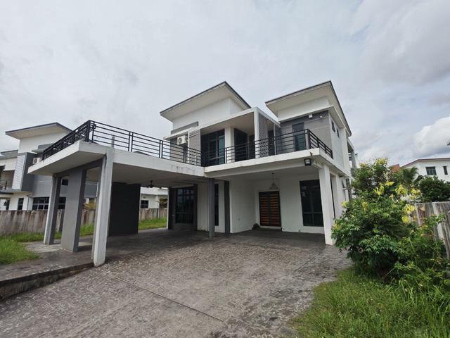 RENOVATED Double Storey Bungalow Taman Vista Kirana Ayer Keroh Melaka