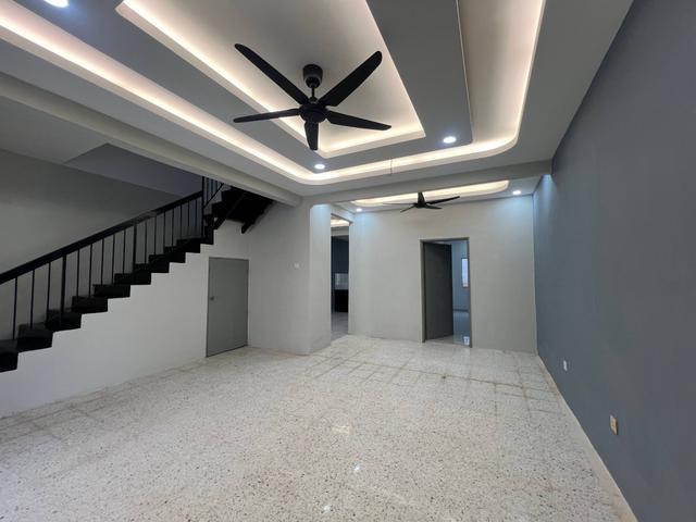 RENOVATED Double Storey Bukit Sentosa BELOW MARKET
