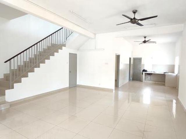 Renovated Double Storey Corner House for sale Bandar saujana putra SP1