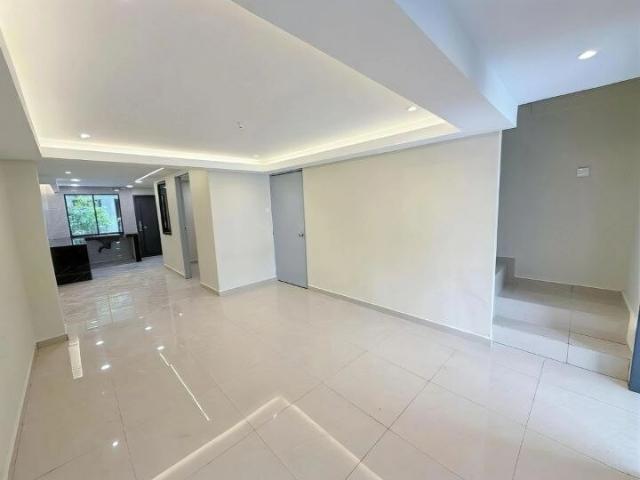 Renovated Double Storey Freehold Home Near Regency Hospital & Foon Yew Seri Alam