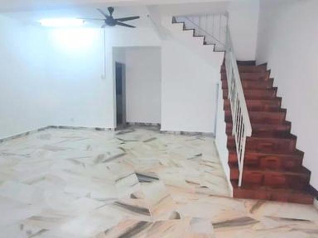 RENOVATED Double Storey House Bandar Teknologi Kajang FREEHOLD