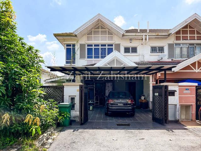 RENOVATED Double Storey Semi D Cluster Laman 2 Bandar Seri Putra Bangi