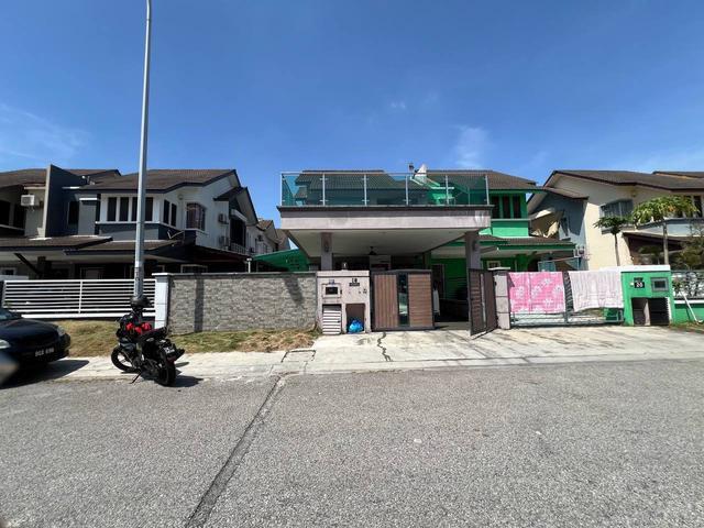 RENOVATED Double Storey Semi Detached Aman Perdana Klang