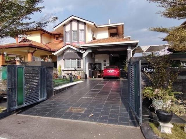 Renovated Double storey semi detached Palma jaya PJ Perdana Paroi