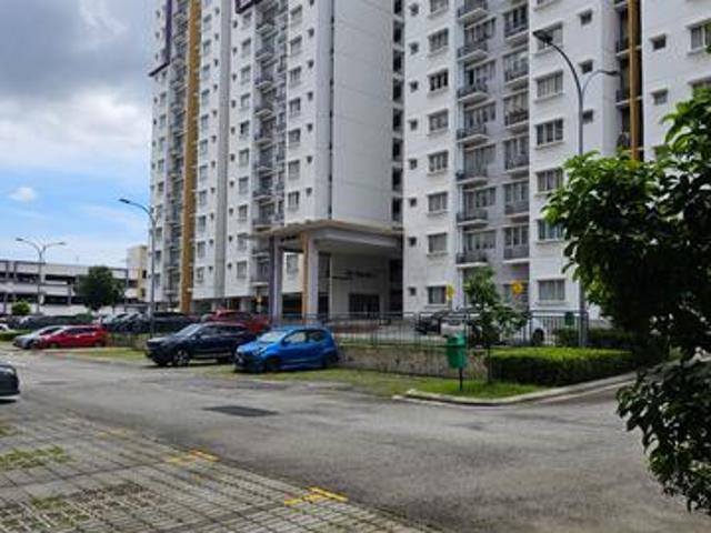 Renovated De Palma Setia Alam for Sale