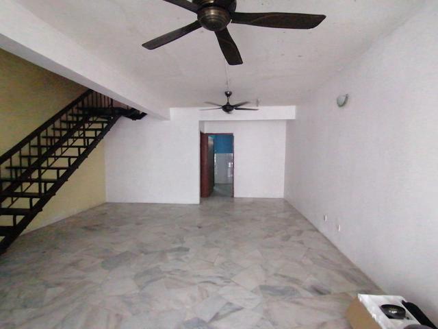 Renovated Desa 4 Bandar Country Homes Rawang 2 sty terrace