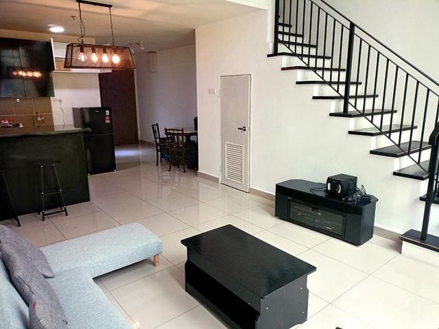 Renovated Duplex Unit Mutiara Ville near serin Mmu Tamarind High Floor