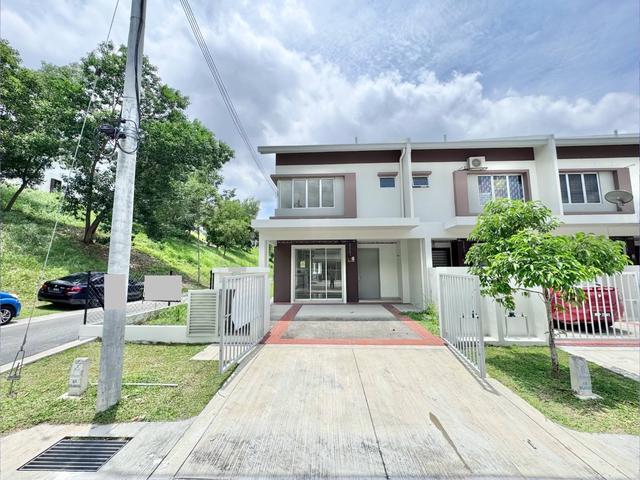 Renovated End Lot 2 Storey Greenwoods Cendana Salak Perdana