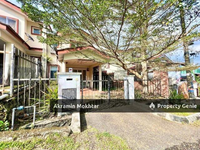 [Renovated] End Lot Double Storey, Taman Bukit Permata @ Batu Caves