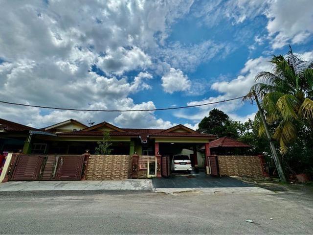 Renovated Endlot Taman Merbok Corner Ayer Keroh For Sale Melaka
